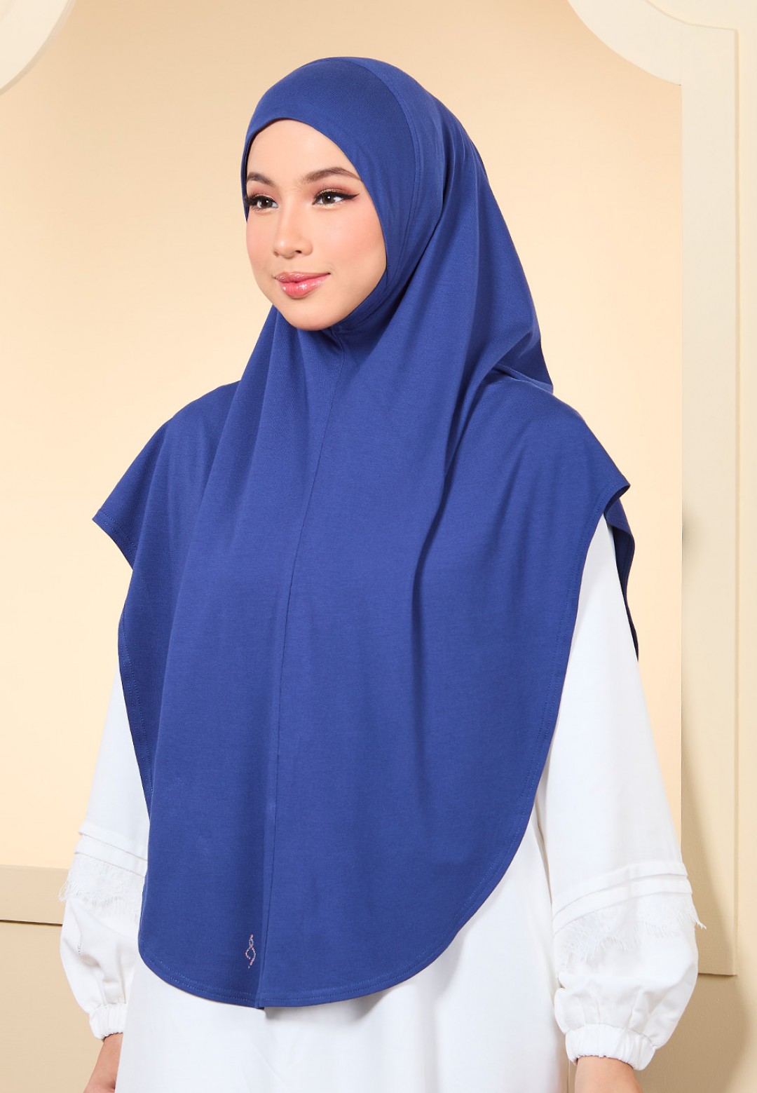 KHIMAR MADINA