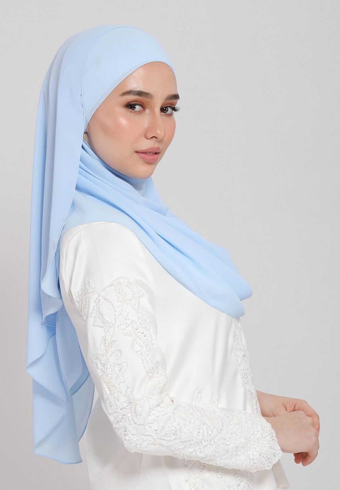 NEQAH SHAWL BRIDAL