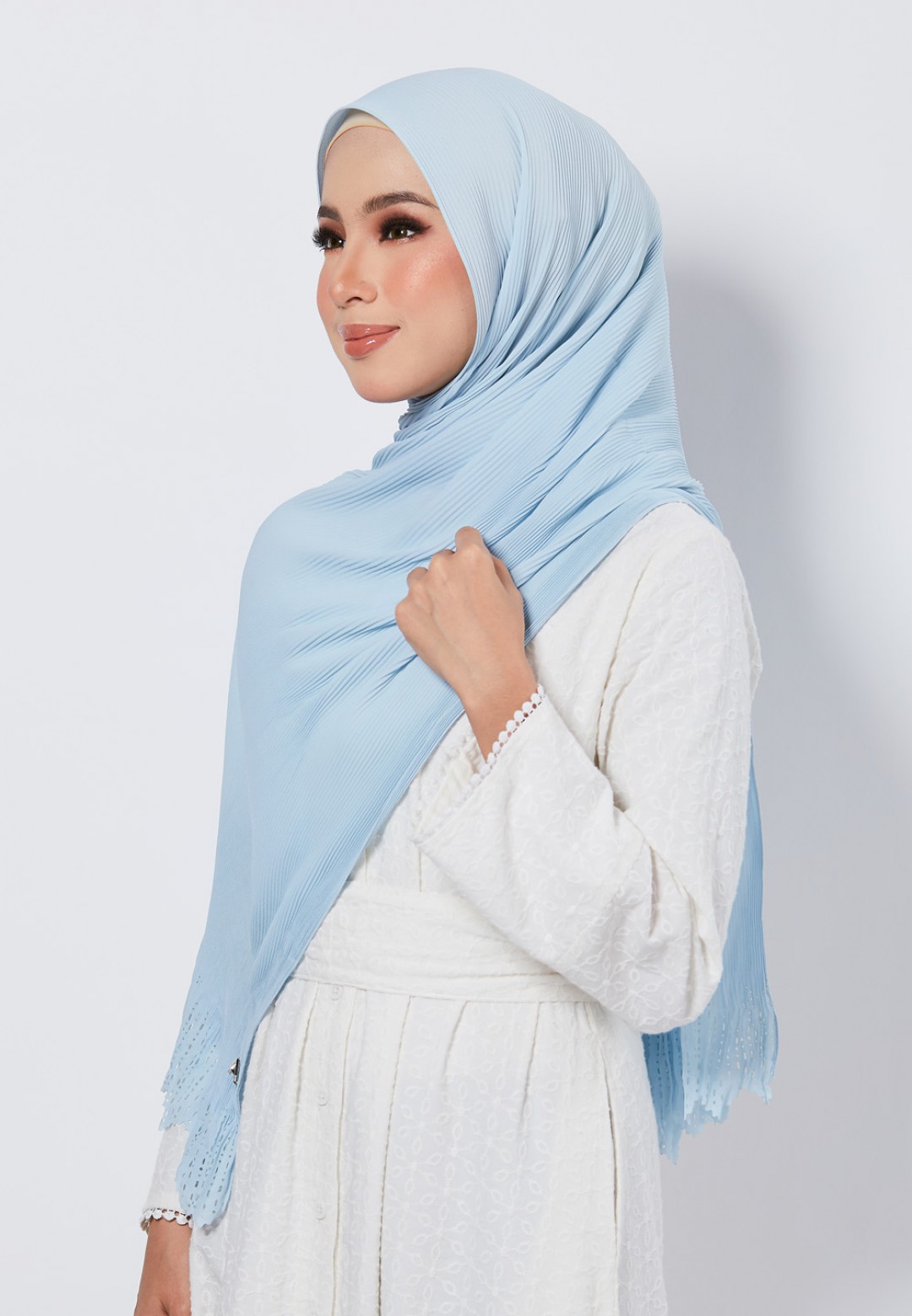 SHAWL LASERCUT PRETTY PLEATS 209