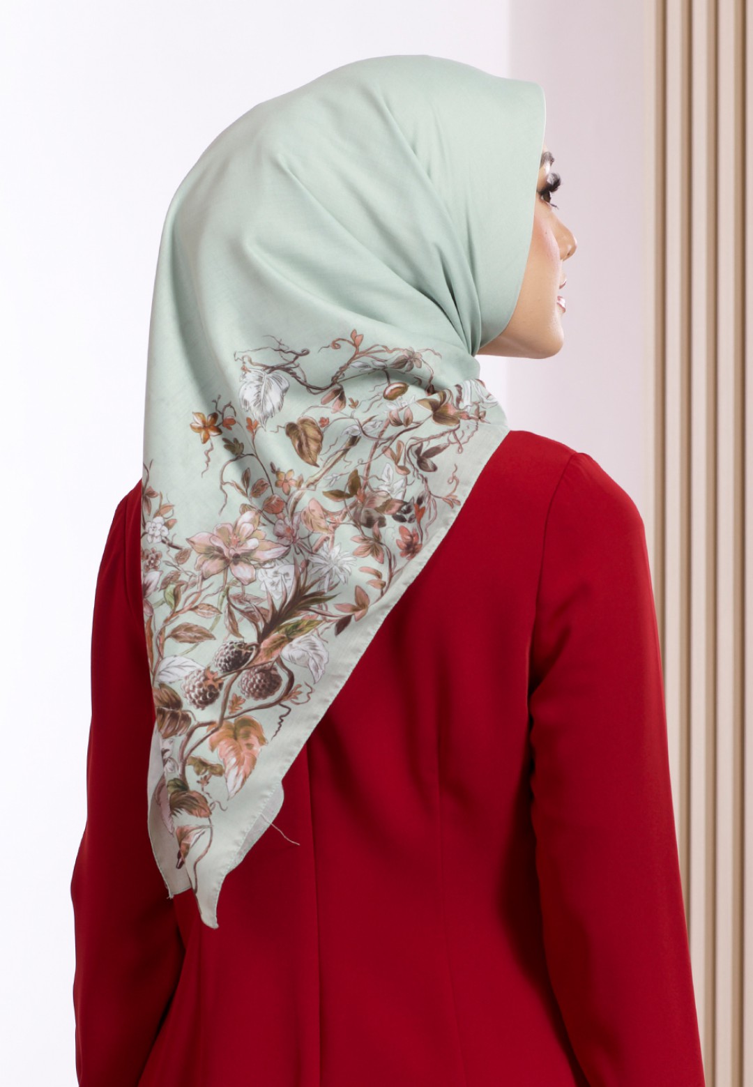 SQUARE HARLYN VOILE PTD 119