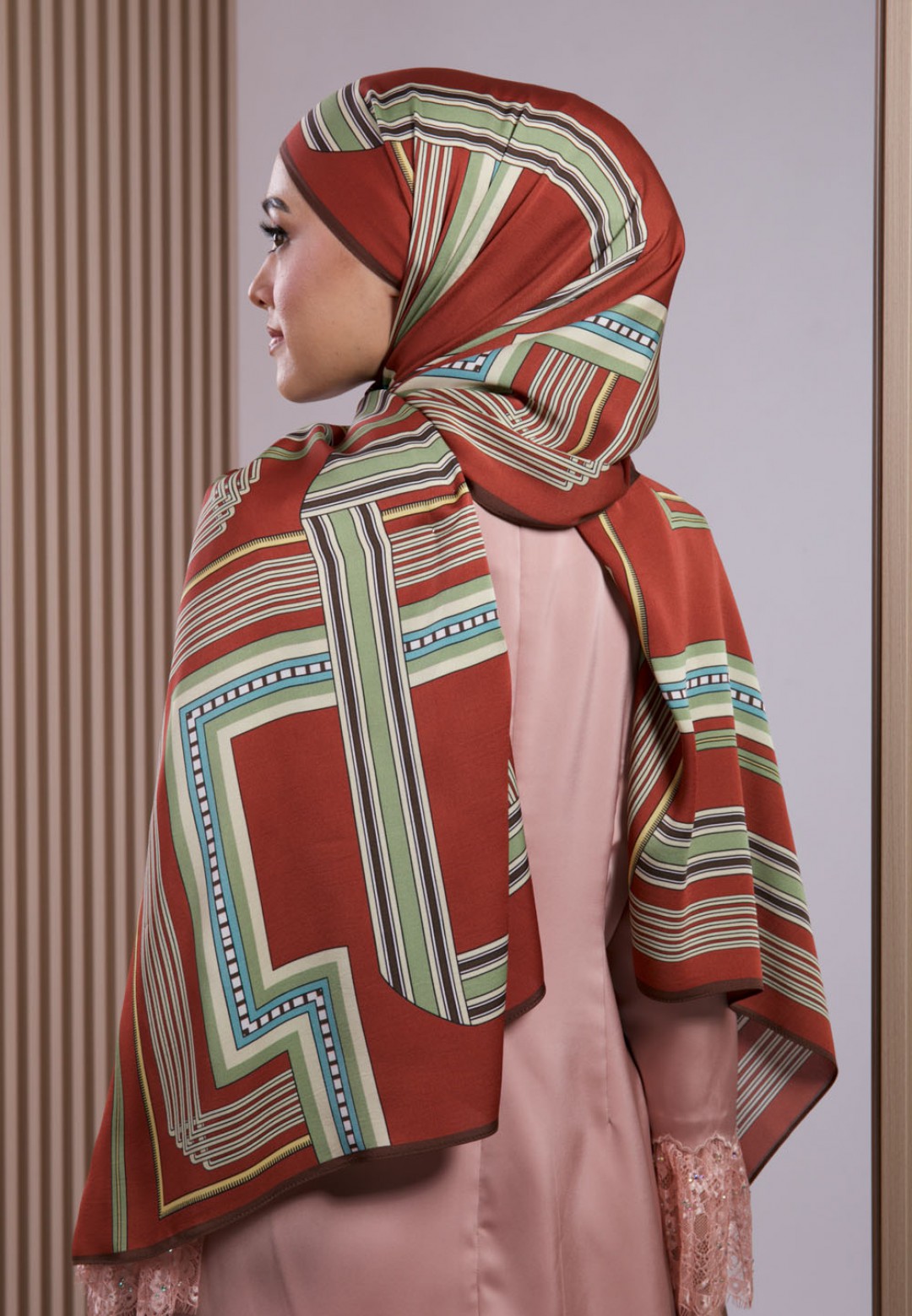 SHAWL LA LINEA 219 PTD