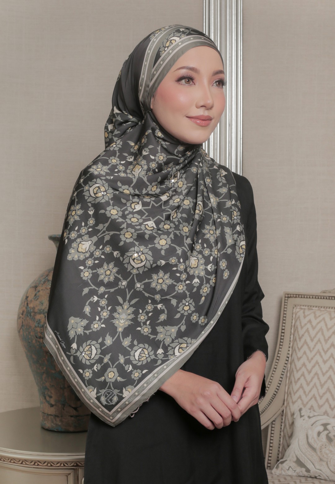 SHAWL 289 TIMELESS BLOOM PTD DIAMOND