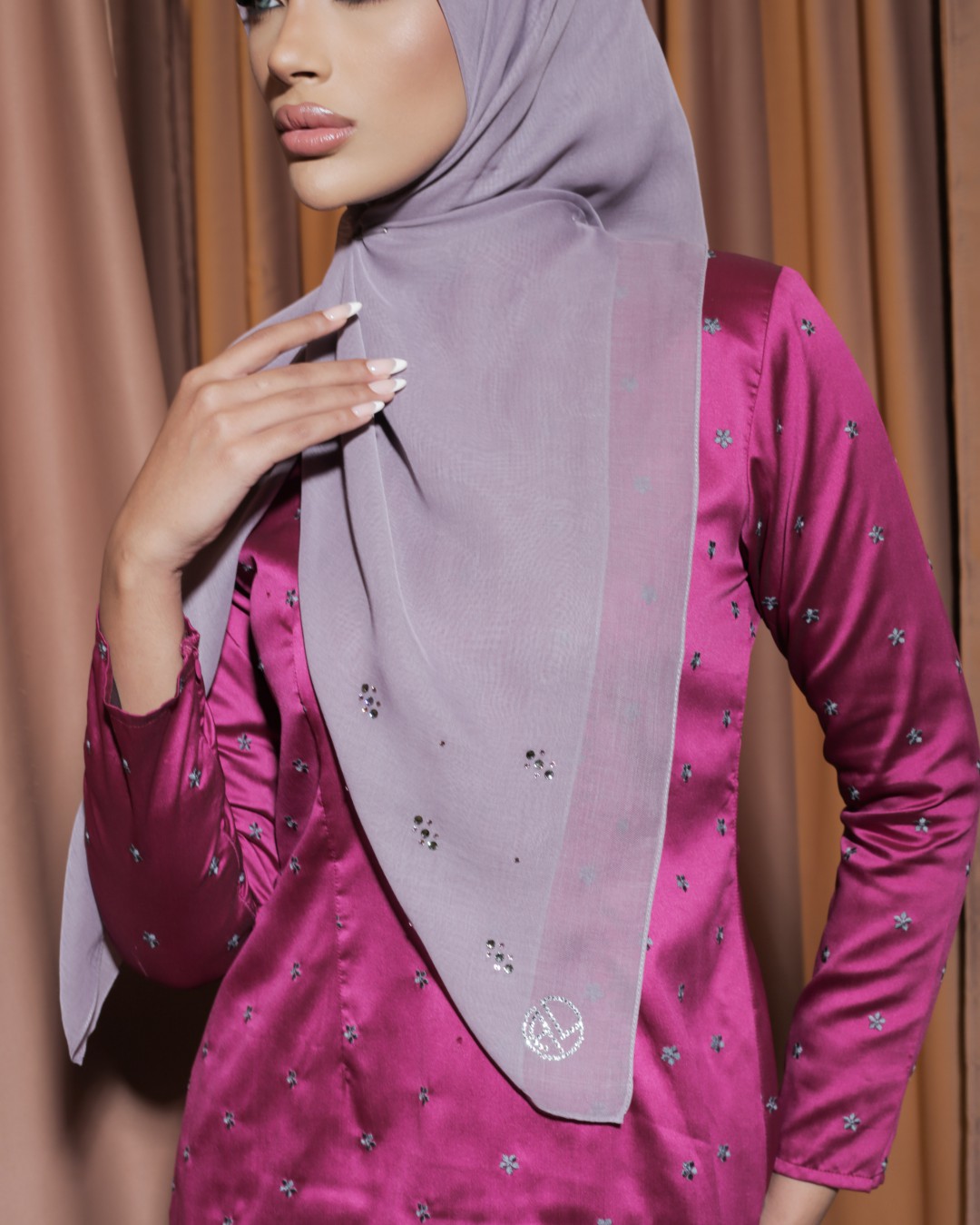 SQUARE LENNA VOILE PLAIN DIAMOND