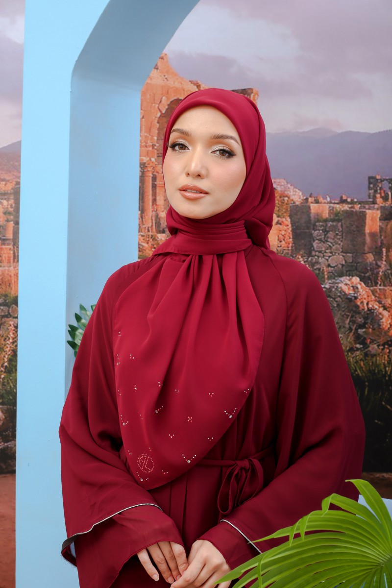 SQUARE SYUFIAH PLAIN DIAMOND