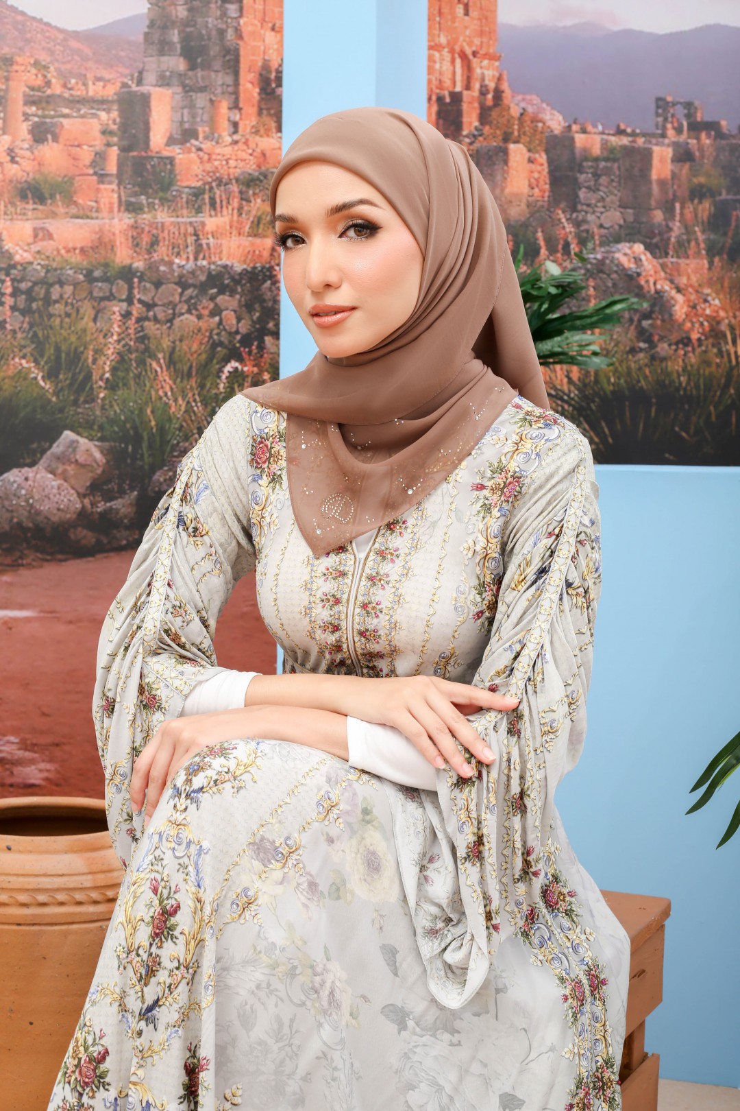 SQUARE SYUFIAH PLAIN DIAMOND