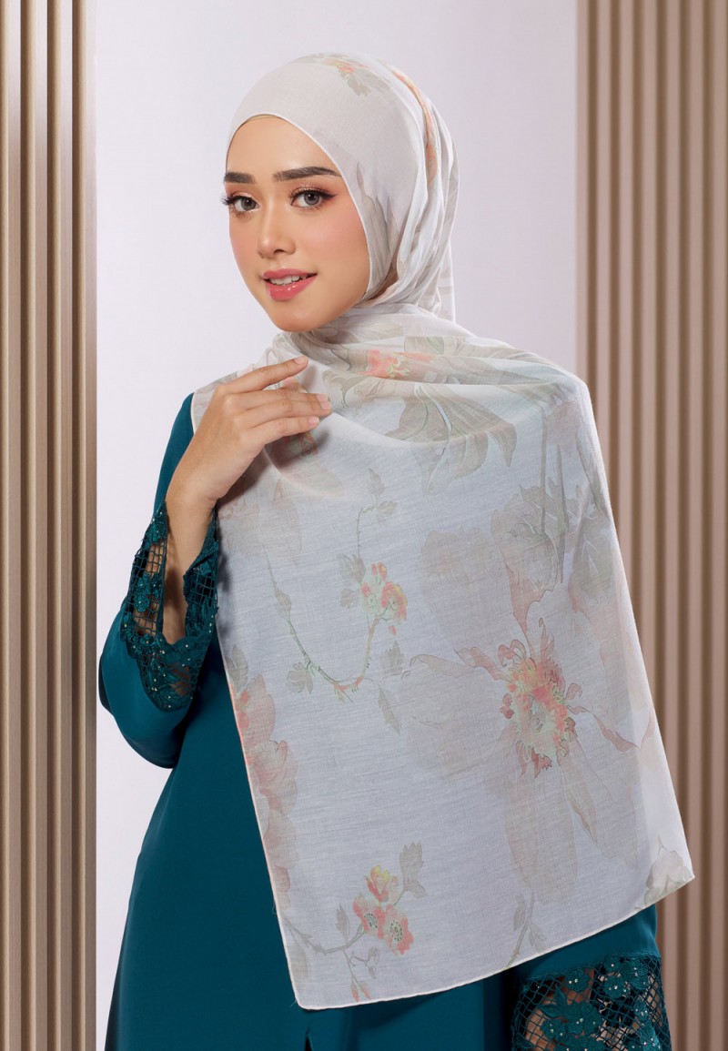 SHAWL AMBER VOILE PTD 119