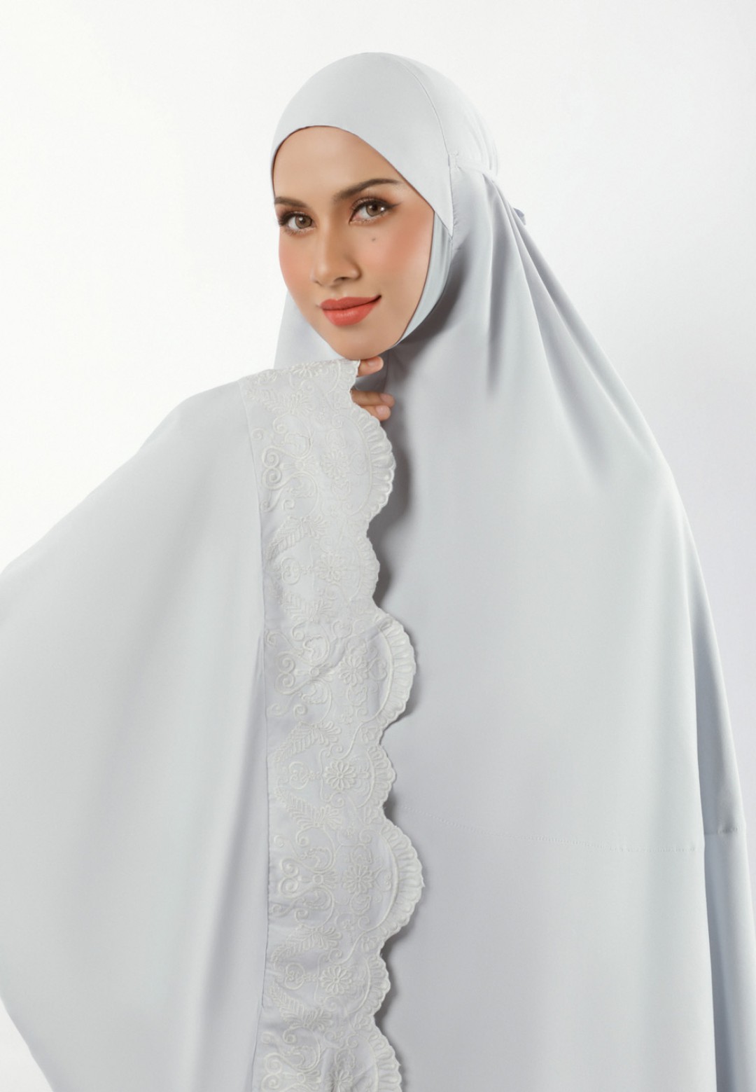 TELEKUNG ZEINAB