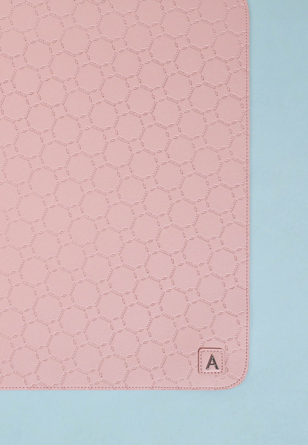MONO MOUSE PAD