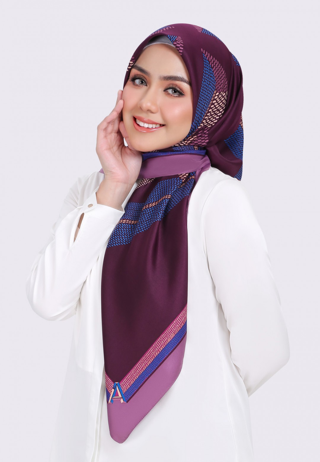 SQ SERIES LUCID ALPHA TWILL 190