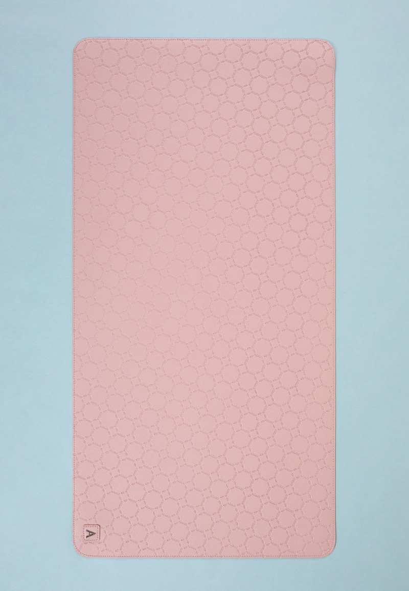 MONO MOUSE PAD