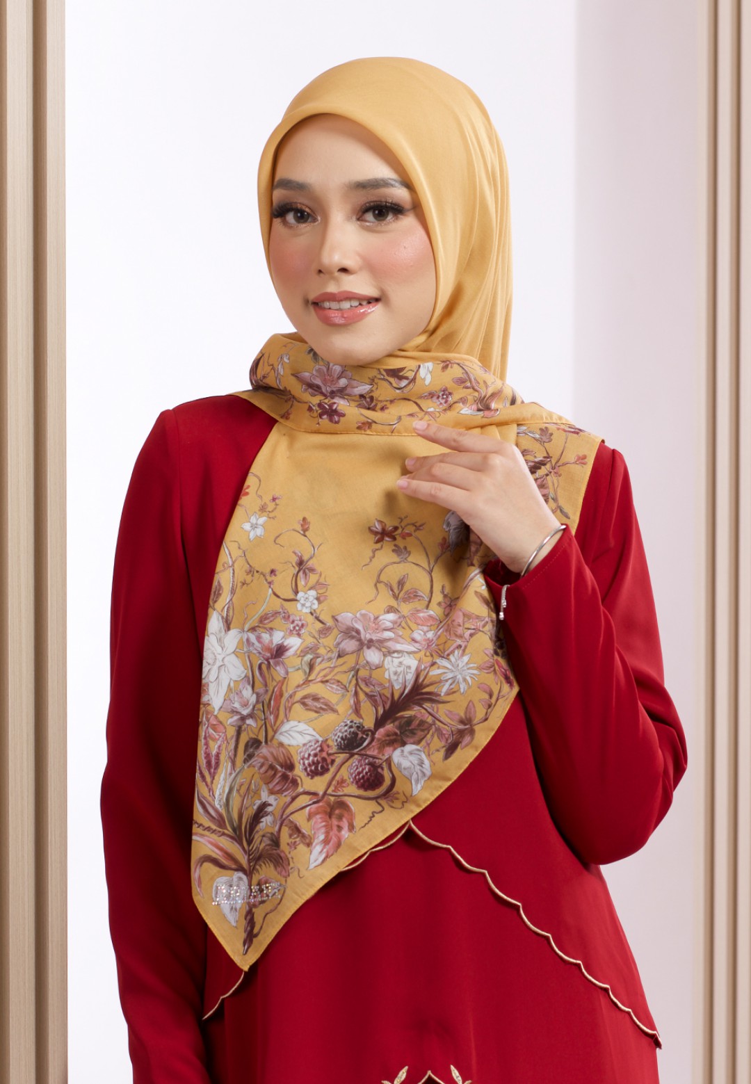 SQUARE HARLYN VOILE PTD 119