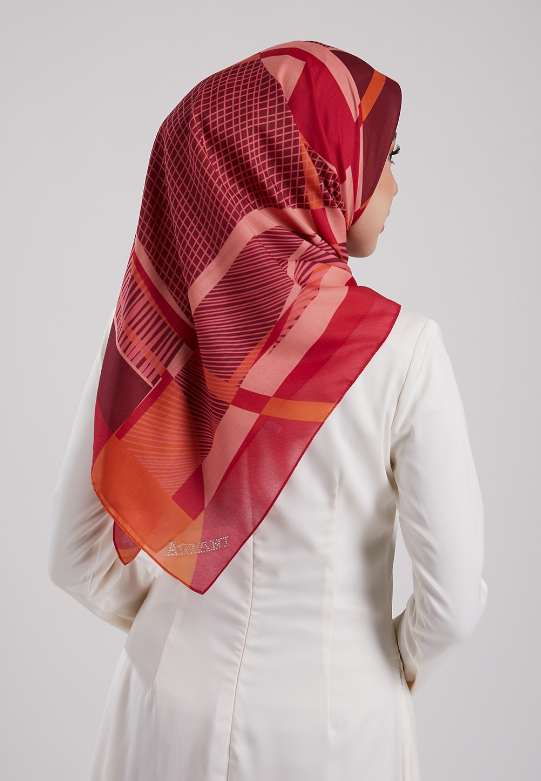 SQ 119  RHEA VOILE PTD