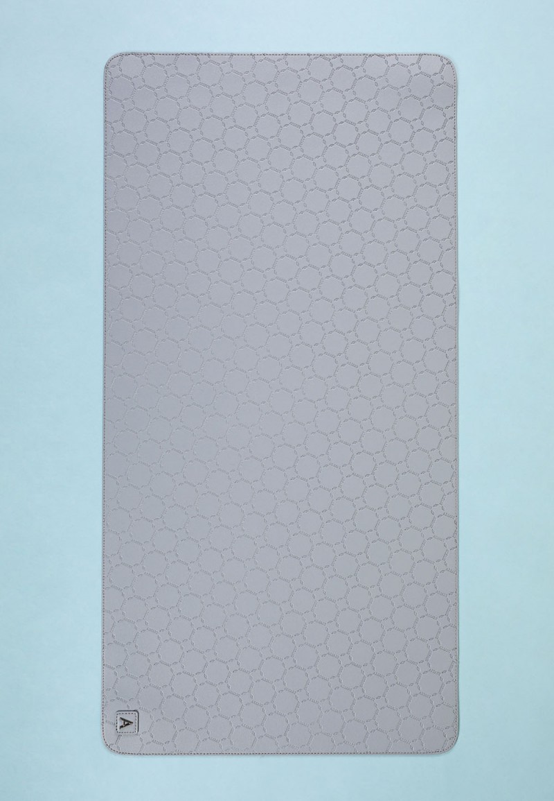 MONO MOUSE PAD