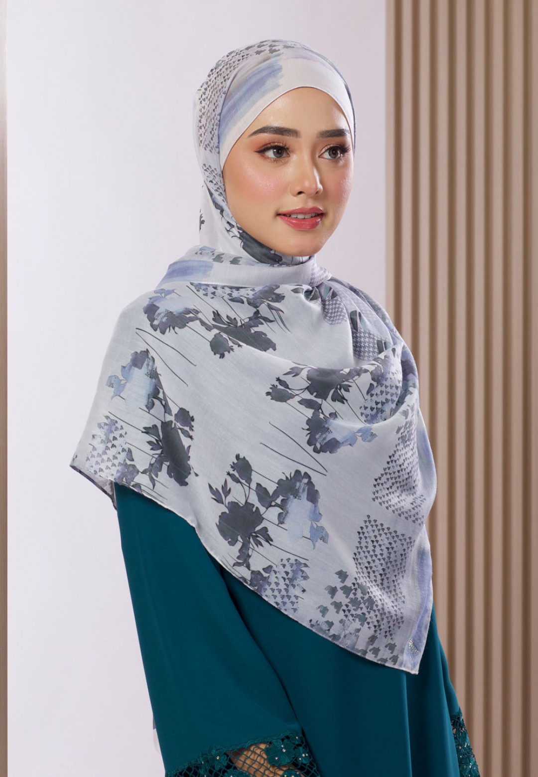 SHAWL BERYL VOILE PTD 119