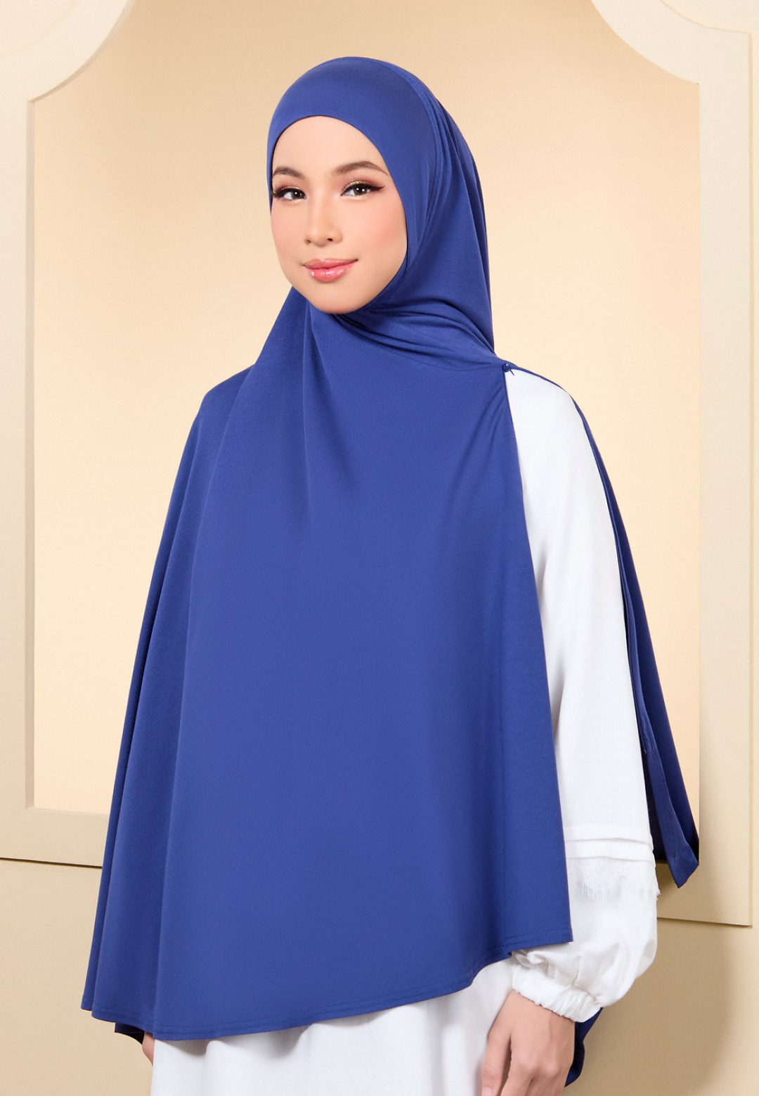KHIMAR TANEEM