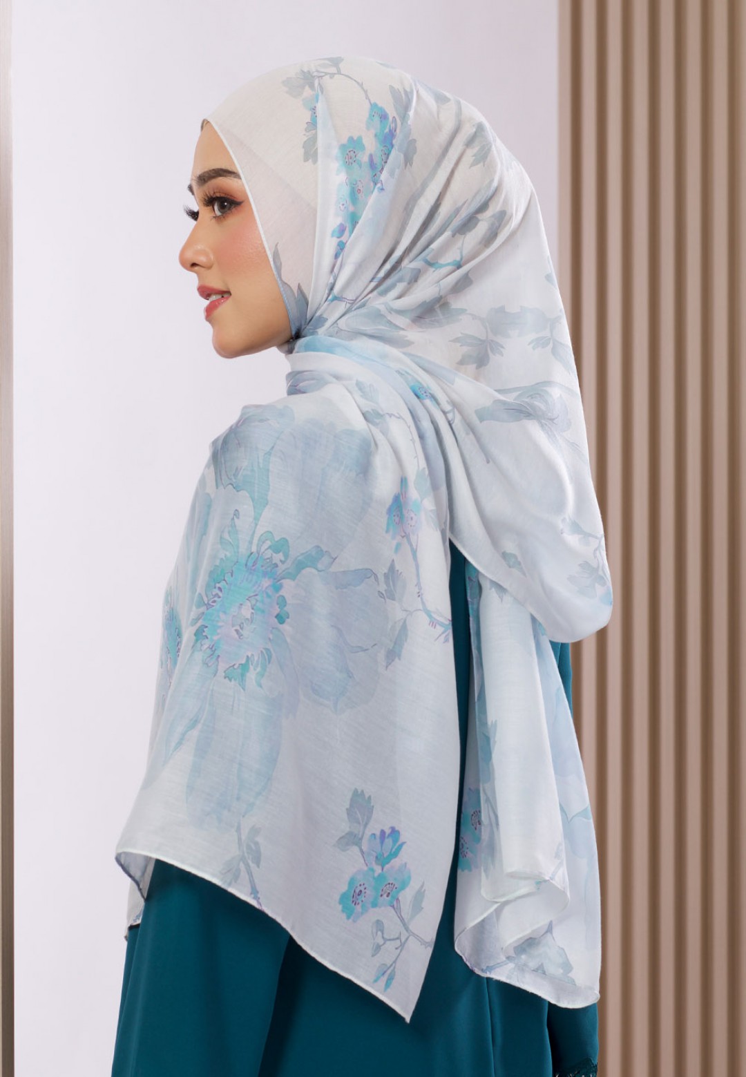 SHAWL AMBER VOILE PTD 119