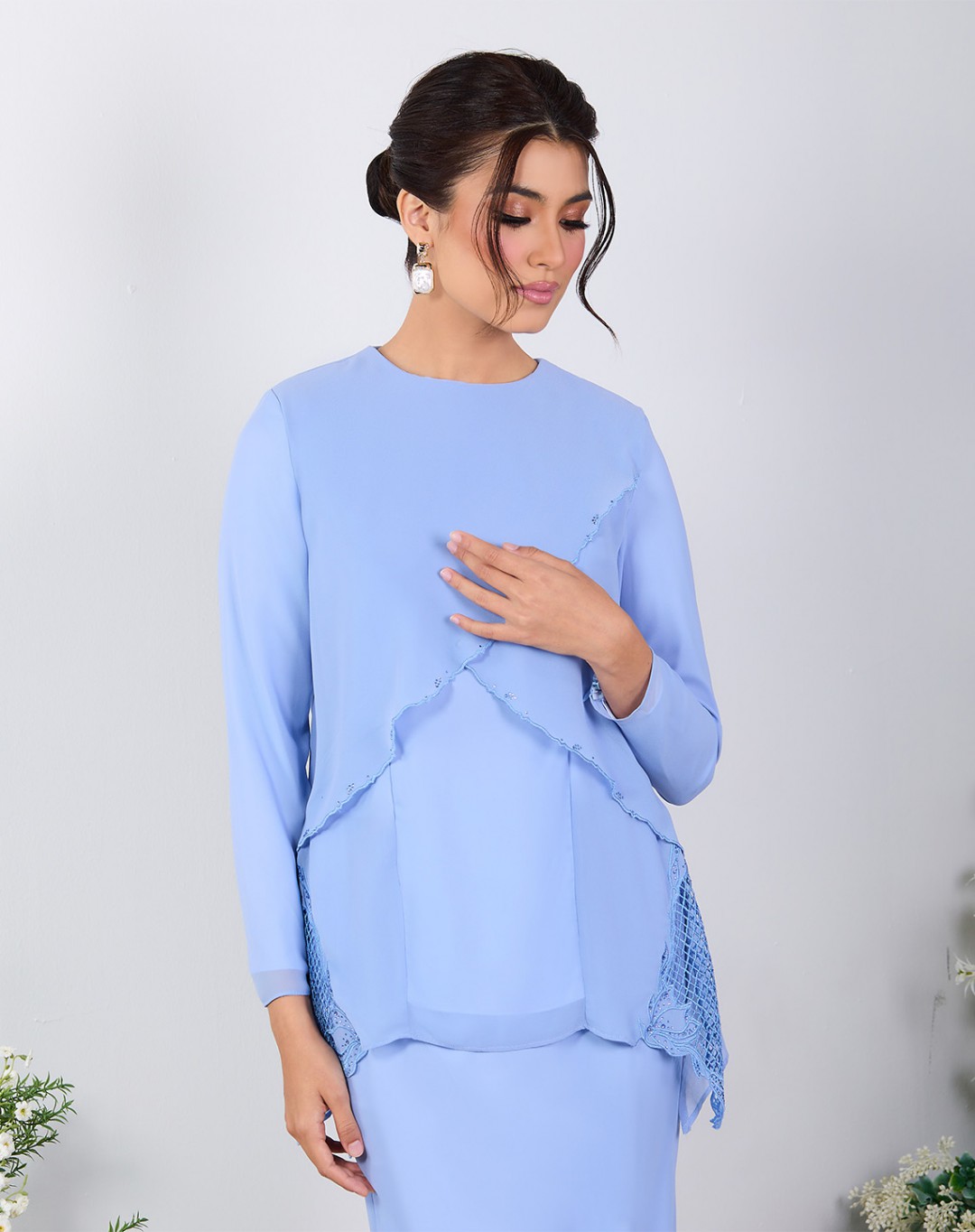 AFSHIN BAJU KURUNG