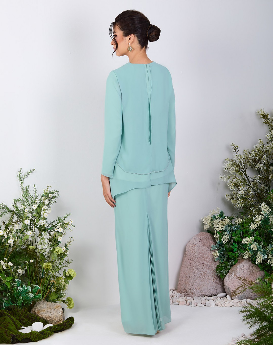AFSHIN BAJU KURUNG