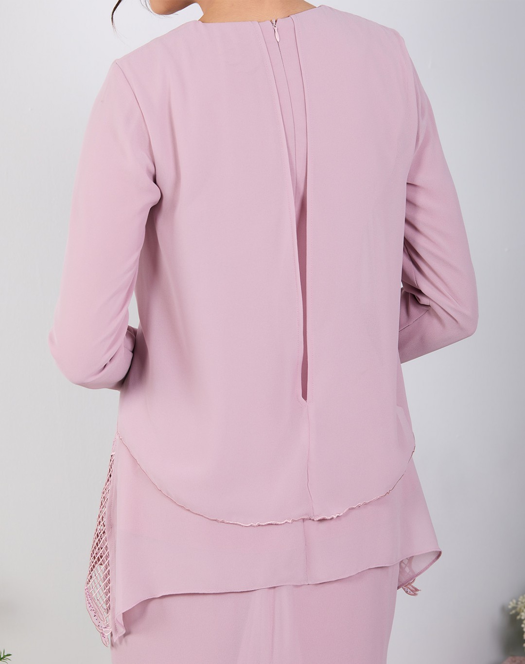 AFSHIN BAJU KURUNG