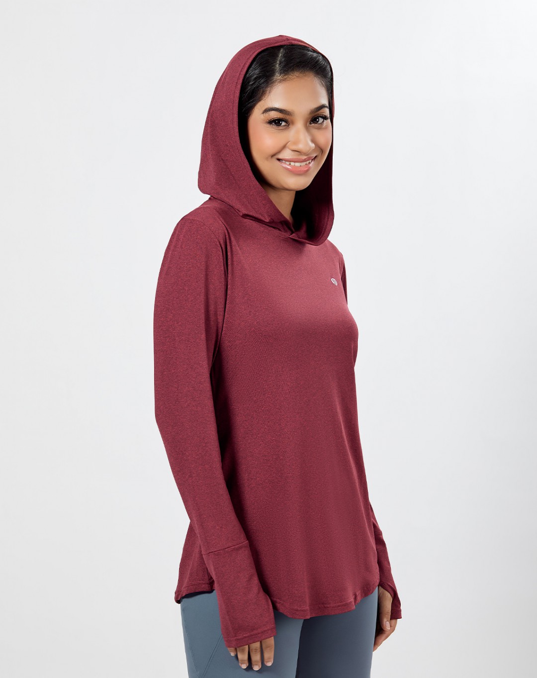 AGILE FITTED HOODIE (SHORT VERSION)