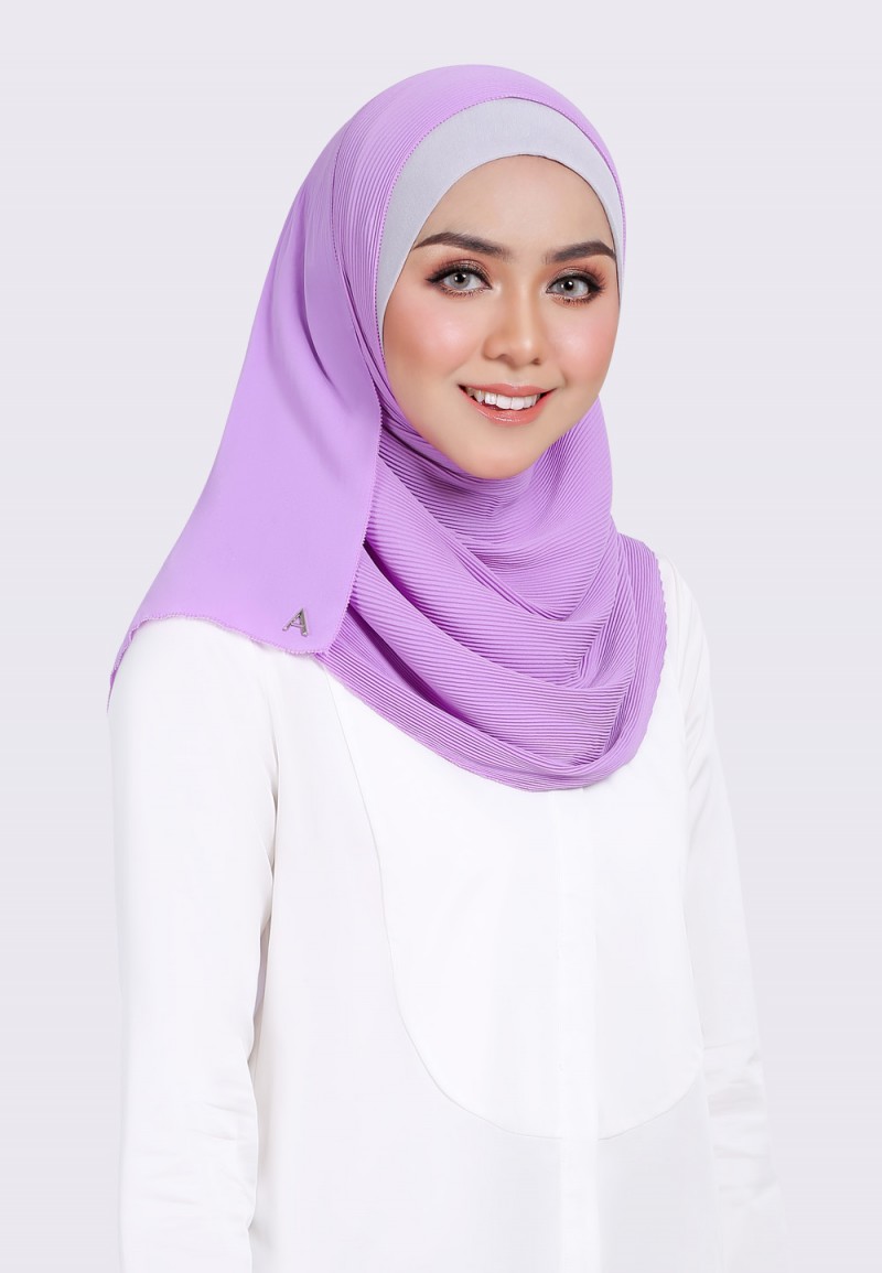 INSTANT PRETTY PLEAT SEMI PLAIN EYELASH 189