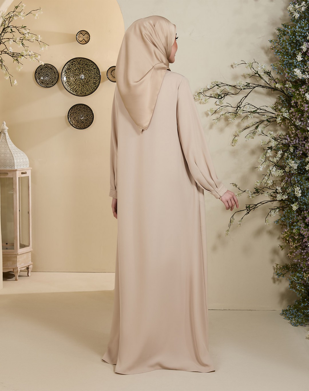 AMINAA JUBAH