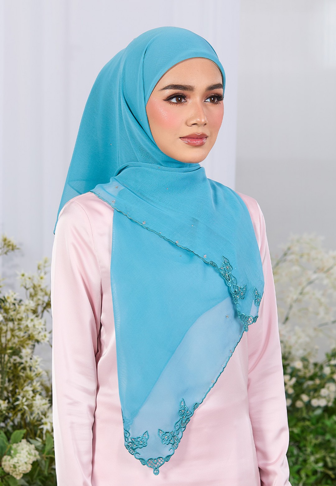 SQ VELOUR ROSE VOILE EMBROIDERY DIAMOND
