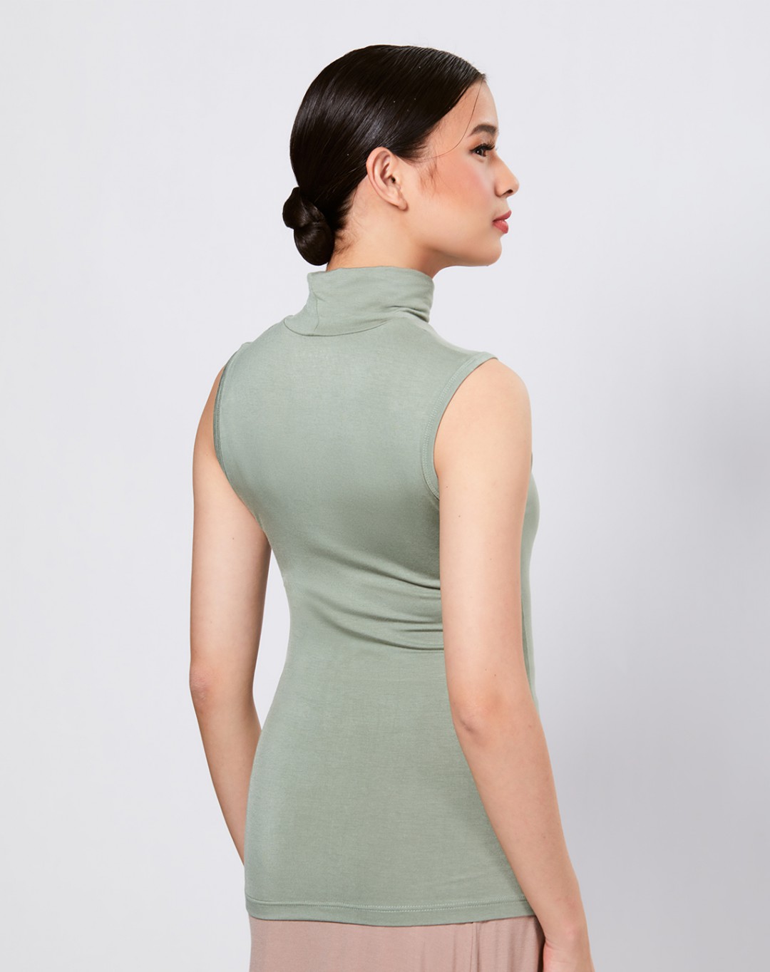 ELORA SLEEVELESS TURTLENECK (NEW)