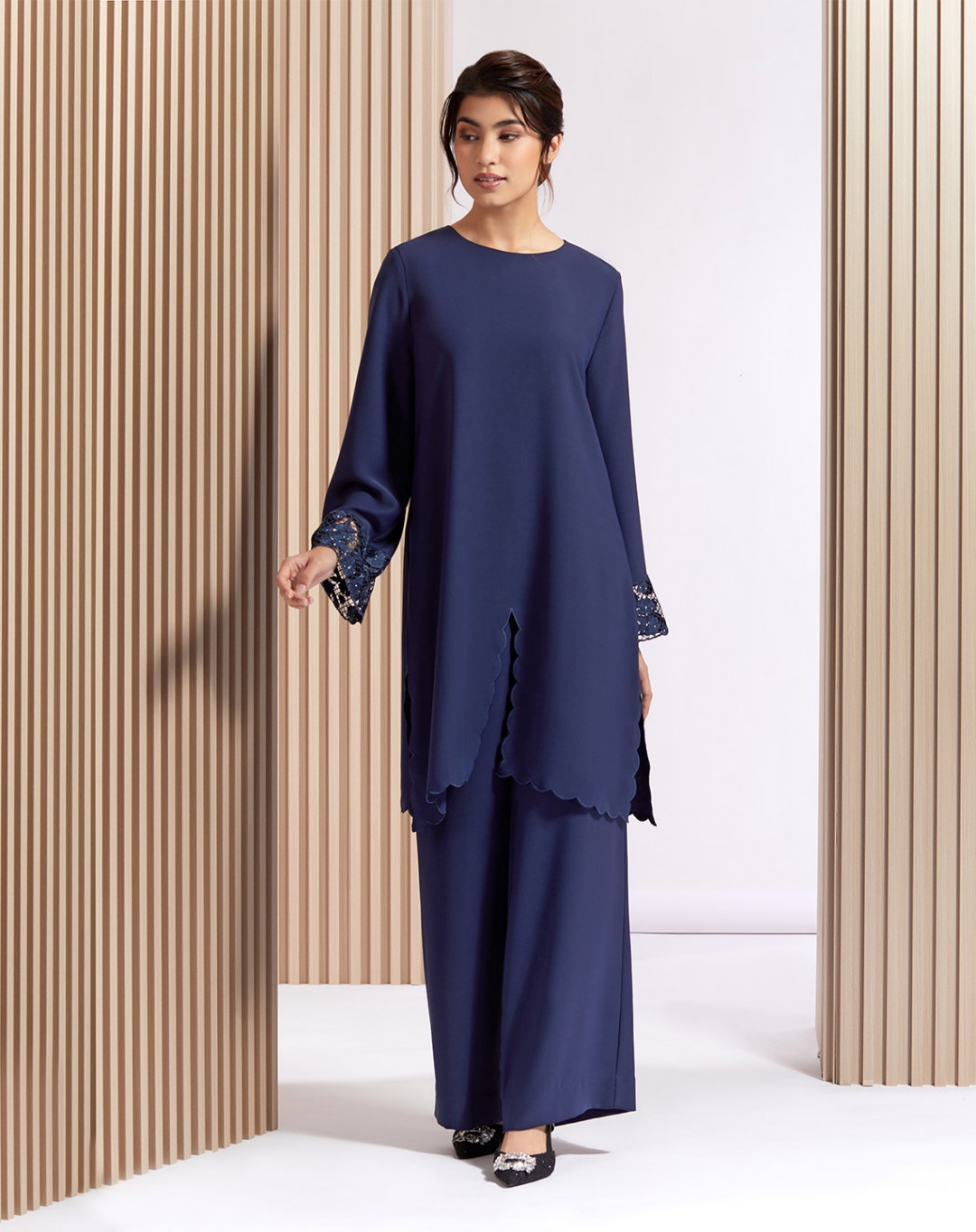 ASHNA PANTSUIT