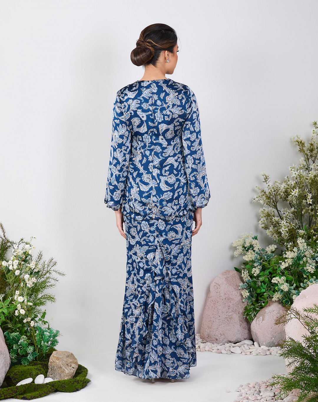 NUREEN BAJU KURUNG