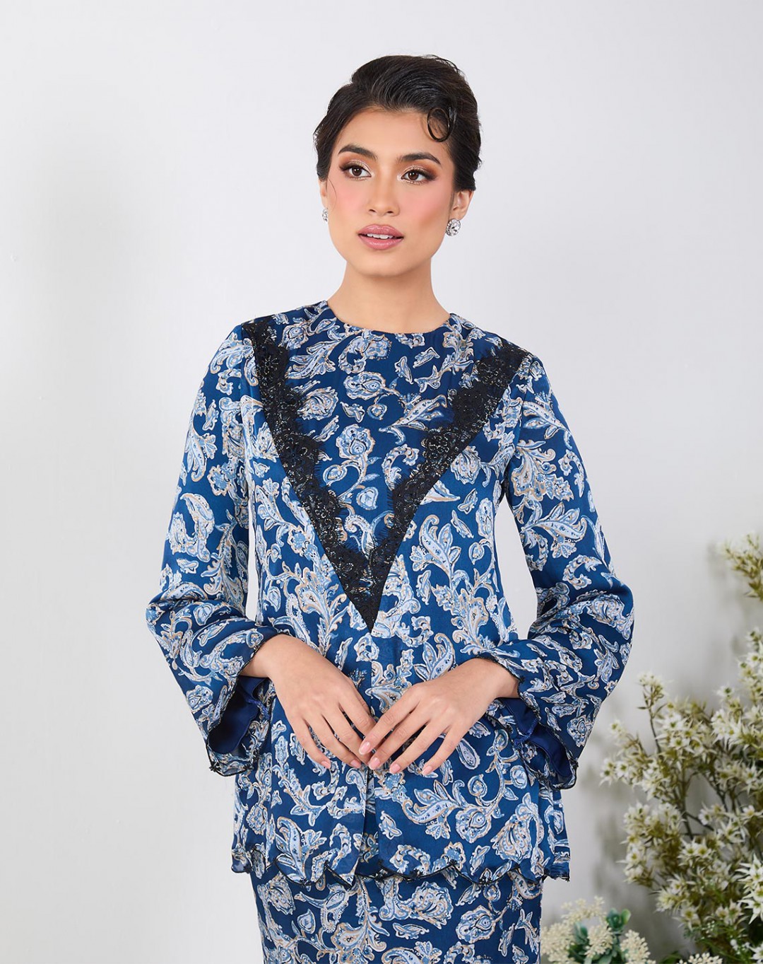 NUREEN BAJU KURUNG