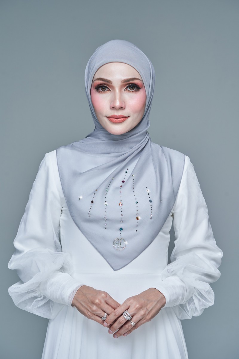 SQ RIKA VOILE PLAIN DIAMOND