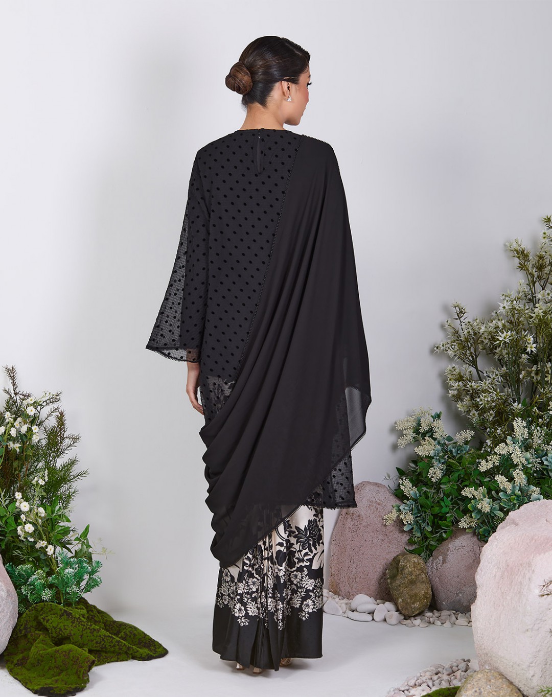 AZALEYA BAJU KURUNG