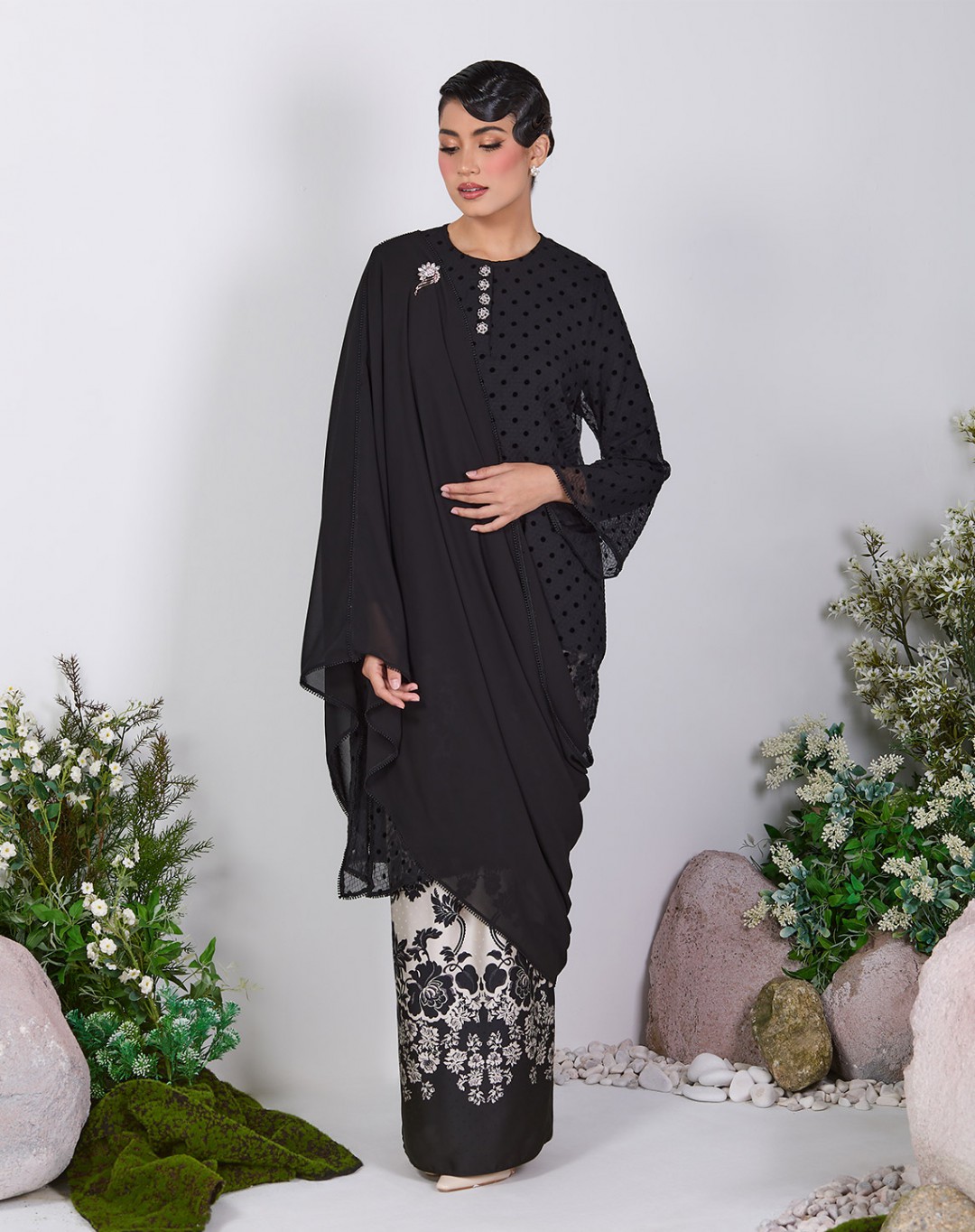 AZALEYA BAJU KURUNG