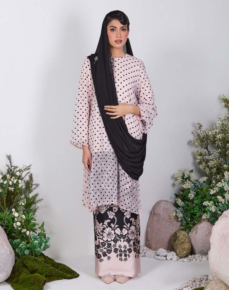AZALEYA BAJU KURUNG