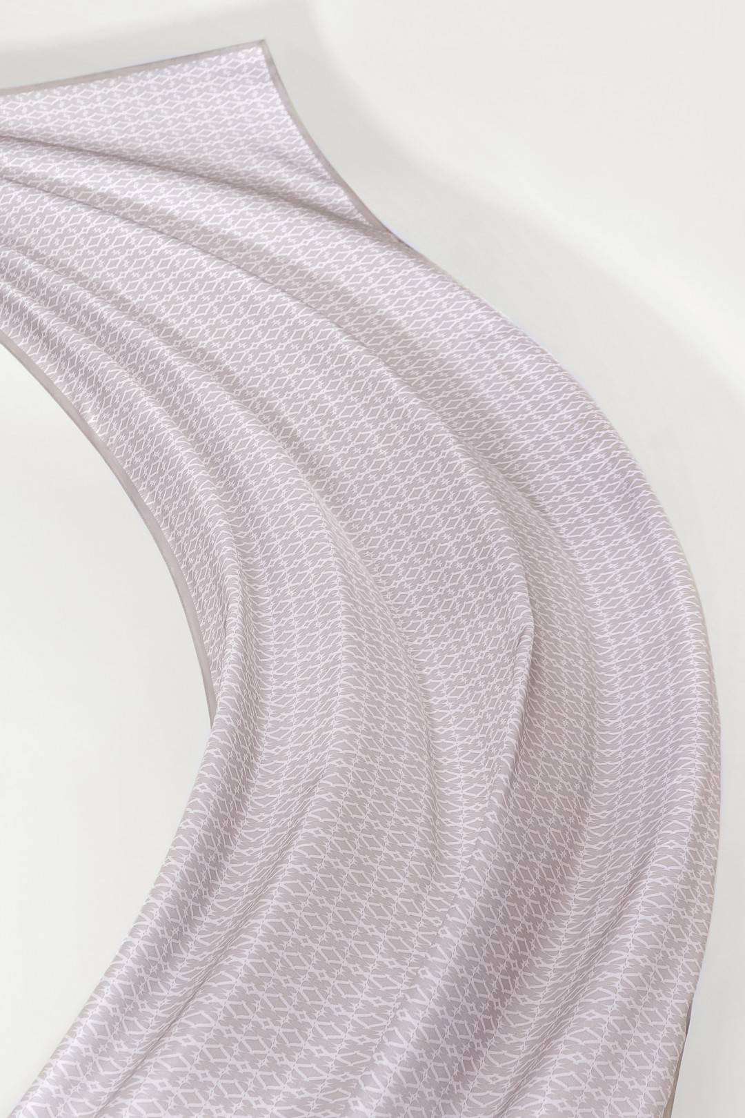 SHAWL 289 ICONIC PTD