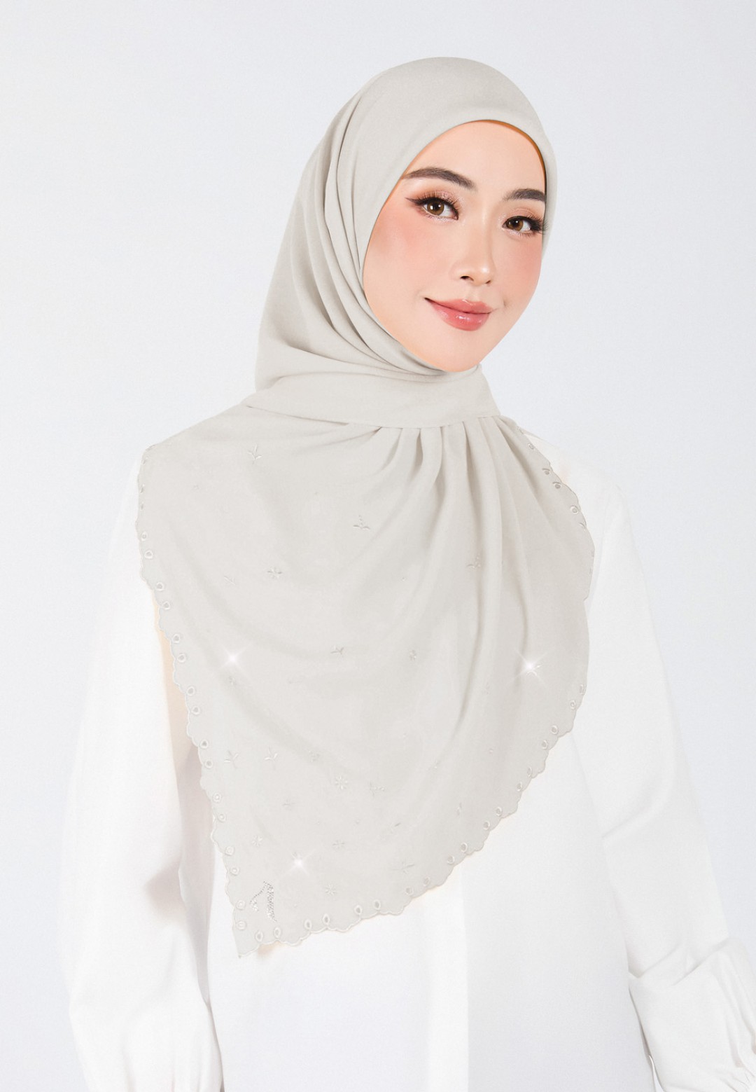 SQ ELYROSE PLAIN EMBROIDERY DIAMOND
