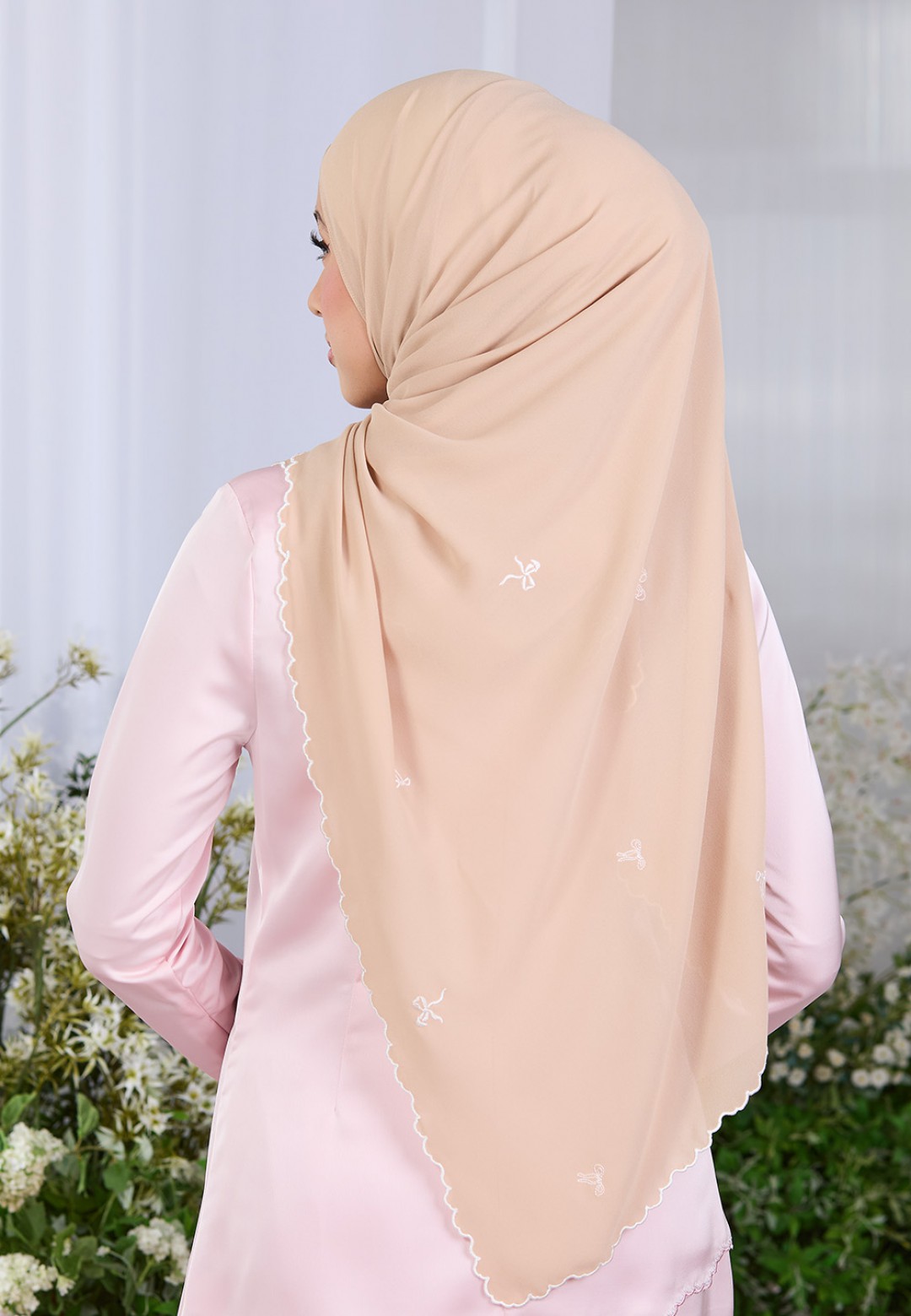 SHAWL ROXY PLAIN EMBROIDERY
