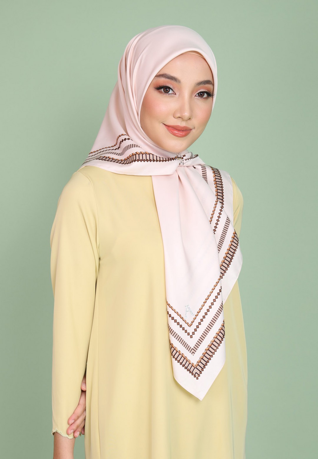 SQ HAZEL TWIST TWILL PTD 190