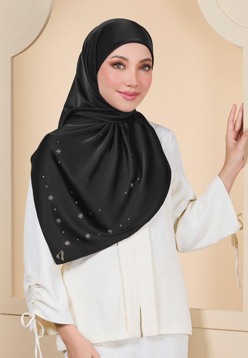 SQ GRACE FAYRA PLAIN DIAMOND