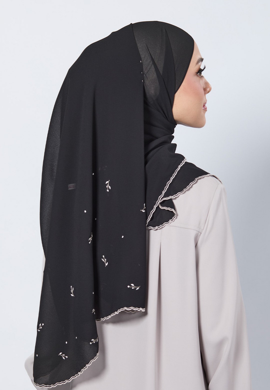 SHAWL ADORA PLAIN EMBROIDERY