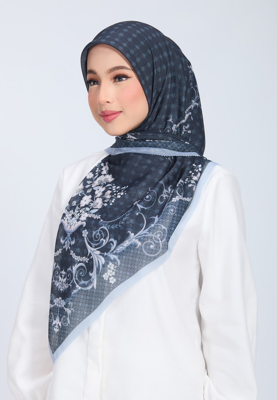 SQ FATYNE VOILE PRINTED LASERCUT