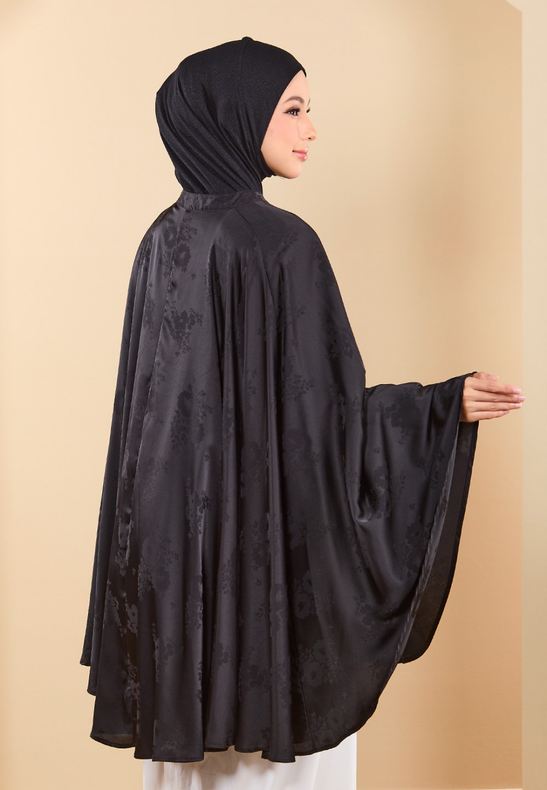 DAFINA TRAVEL PRAYERCAPE SET