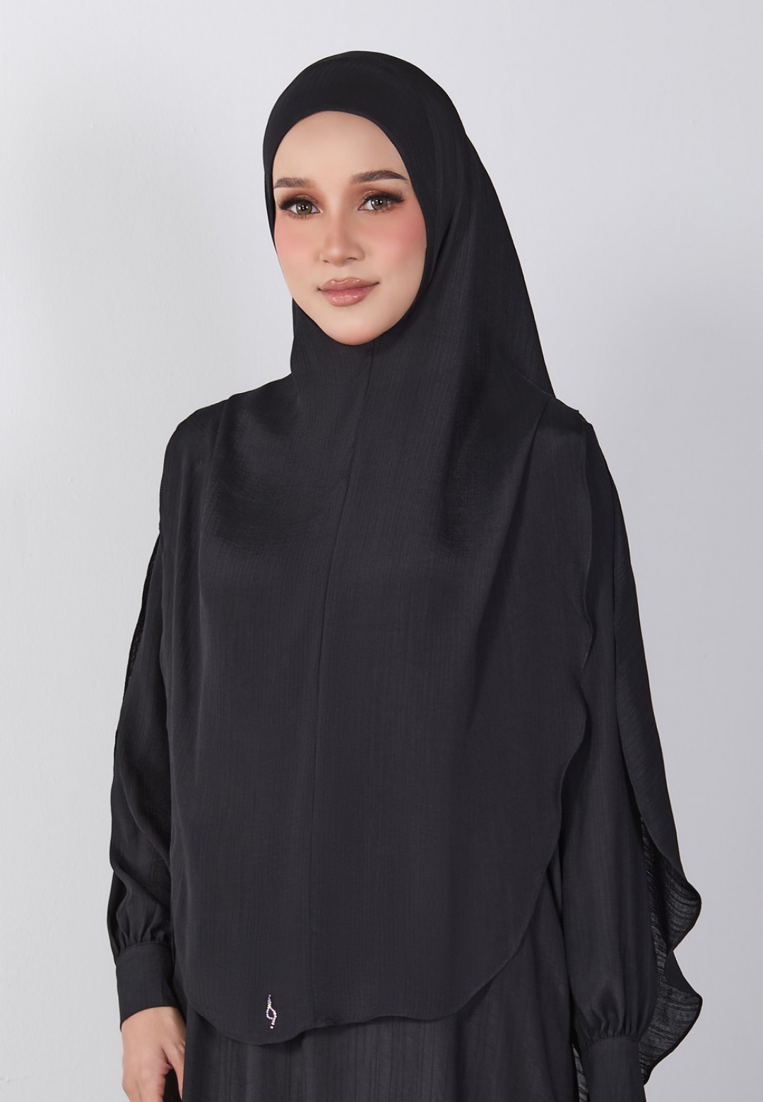 KHIMAR HASNAA