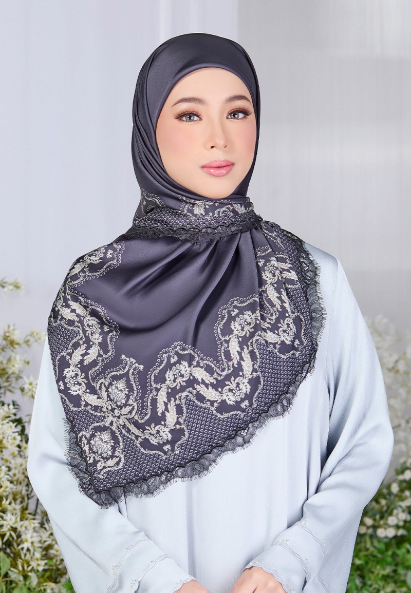 SQ WAYLA PRINTED WITH LACE