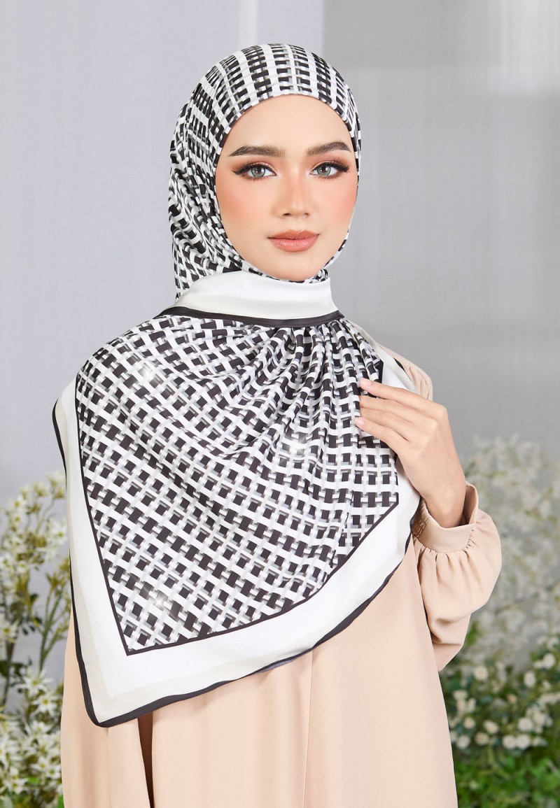 SQ SOFTIQUE PRINTED DIAMOND