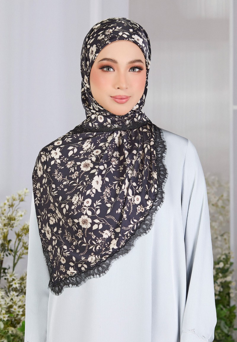 SQ BIANCA PTD WITH LACE