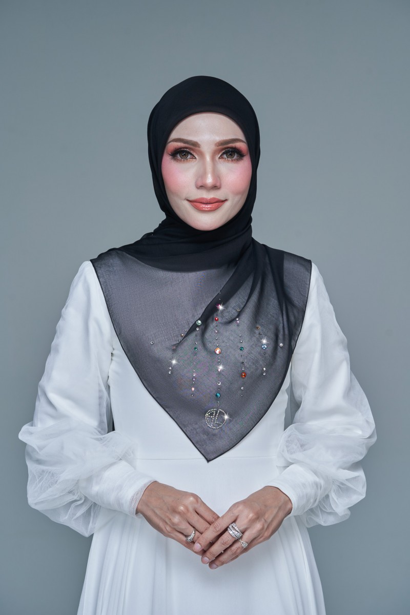 SQ RIKA VOILE PLAIN DIAMOND