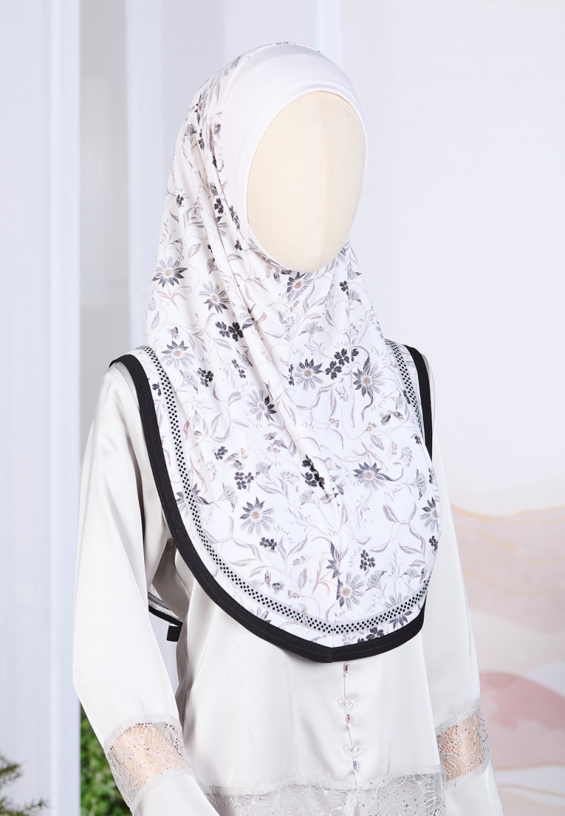 TIARA SAFIRA STD S/A
