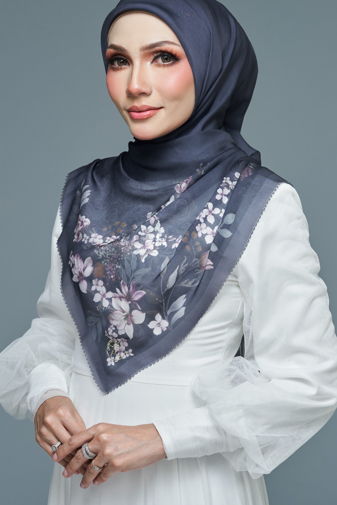 SQ ZEINA VOILE LASERCUT